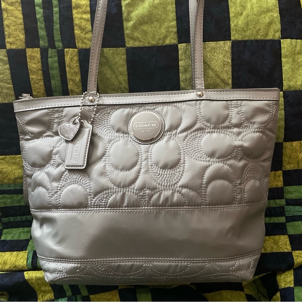 Coach NWOT COA Poppy Gray Quilted Purple Interior Bag